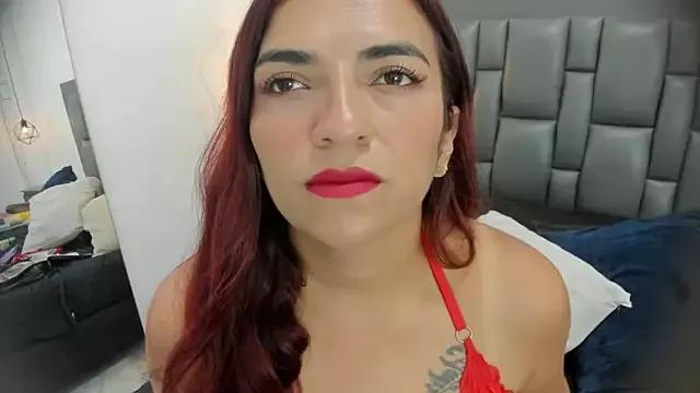 dakota_roussee from StripChat is Freechat