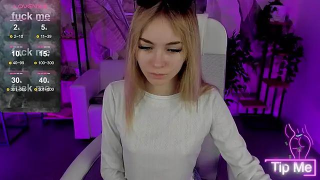 Unleash your urge for fetish cams livestreamers with our pick of steaming hot models, versed in the art of seduction and indulgence.