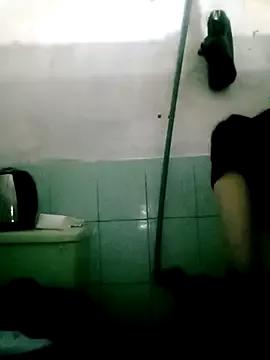 Dam-Lissa from StripChat is Freechat