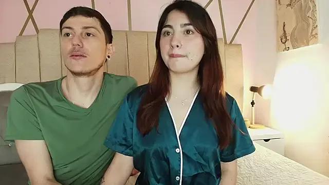 Damian_n_Maya from StripChat is Freechat