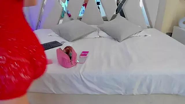 DaniaJohnson from StripChat is Freechat