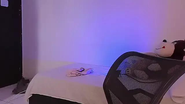 Photos of daniels_cruz7 from StripChat is Freechat