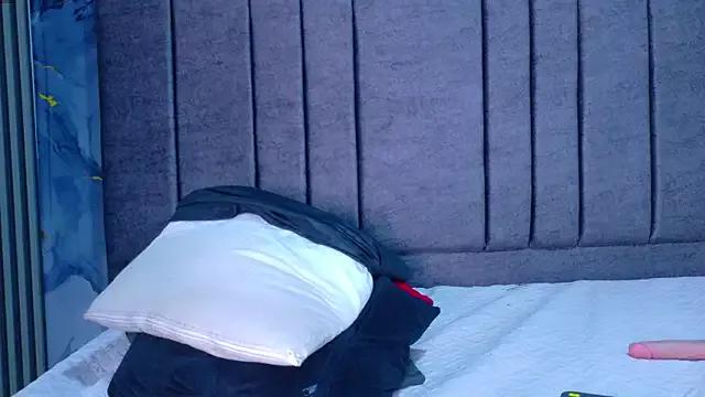 Unleash your urge for fetish cams livestreamers with our pick of steaming hot models, versed in the art of seduction and indulgence.