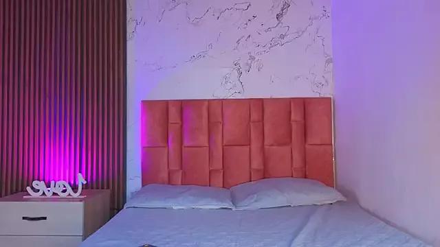 Unleash your urge for fetish cams livestreamers with our pick of steaming hot models, versed in the art of seduction and indulgence.