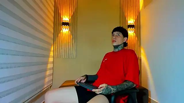 Unleash your urge for fetish cams livestreamers with our pick of steaming hot models, versed in the art of seduction and indulgence.