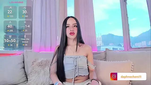 Daphne_chers from StripChat is Freechat