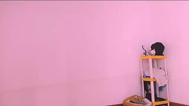 dara_lust from StripChat is Freechat