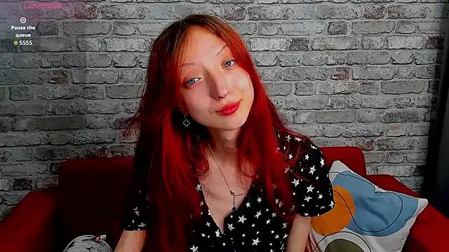 Daria_J from StripChat is Freechat