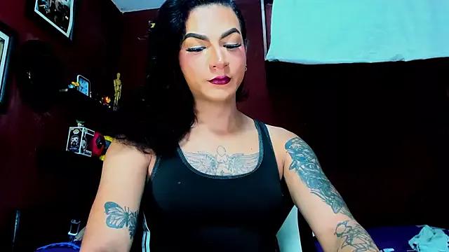 Unleash your urge for fetish cams livestreamers with our pick of steaming hot models, versed in the art of seduction and indulgence.