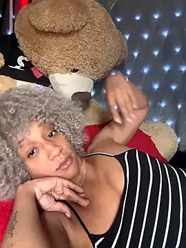 Unleash your urge for fetish cams livestreamers with our pick of steaming hot models, versed in the art of seduction and indulgence.