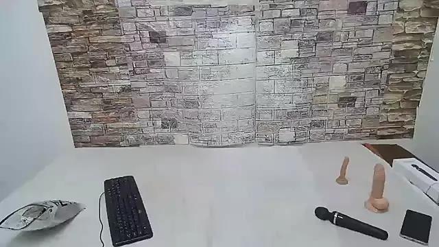 Unleash your urge for fetish cams livestreamers with our pick of steaming hot models, versed in the art of seduction and indulgence.