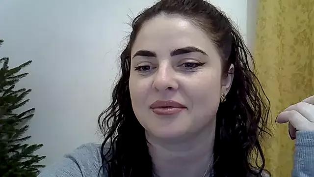 Darkroseq from StripChat is Freechat