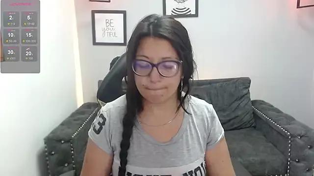 DENNIS_PALACIO11 from StripChat is Freechat
