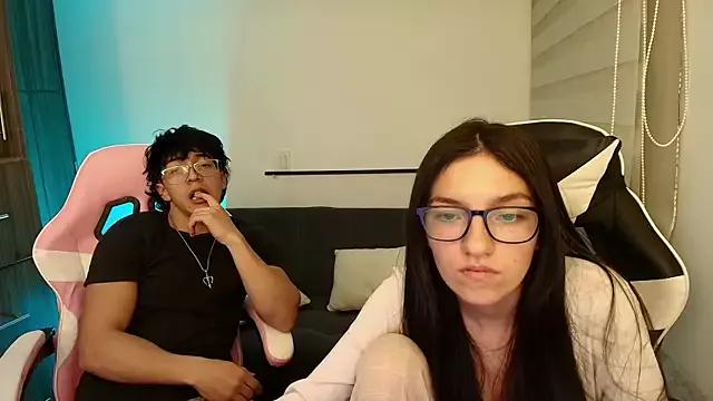 Unleash your urge for fetish cams livestreamers with our pick of steaming hot models, versed in the art of seduction and indulgence.