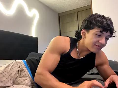 Unleash your urge for fetish cams livestreamers with our pick of steaming hot models, versed in the art of seduction and indulgence.