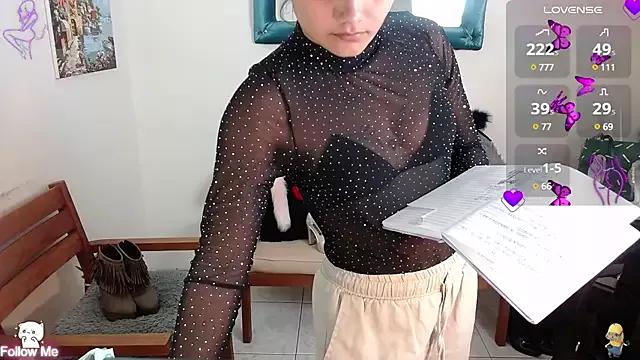 DestinyHills from StripChat is Freechat