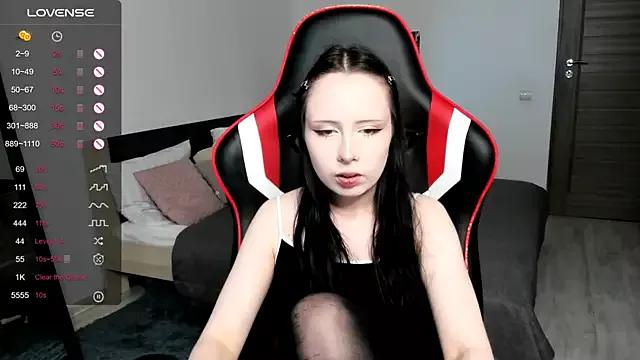 Diana_vi_ from StripChat is Freechat