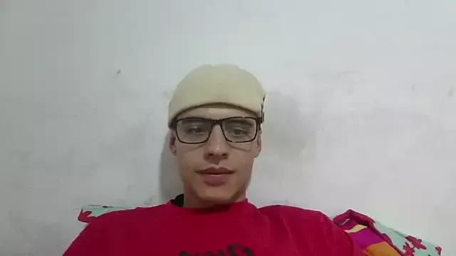 DickkSoul from StripChat is Freechat