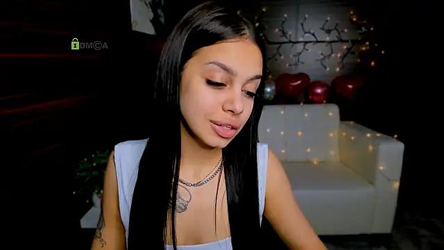 Unleash your urge for fetish cams livestreamers with our pick of steaming hot models, versed in the art of seduction and indulgence.