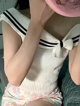Dior_baby from StripChat is Freechat
