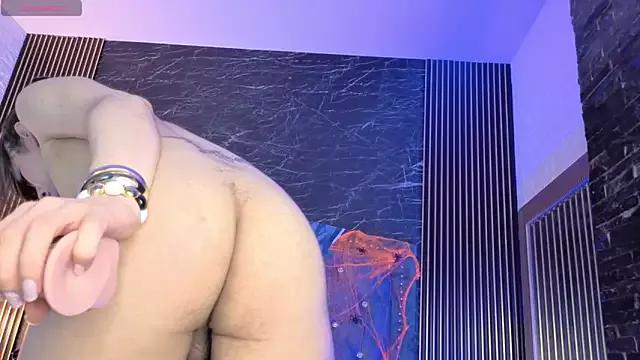 Unleash your urge for fetish cams livestreamers with our pick of steaming hot models, versed in the art of seduction and indulgence.