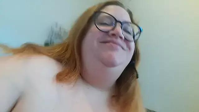 dirtyjessy from StripChat is Freechat