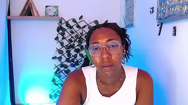 dirtyvictoria from StripChat is Freechat