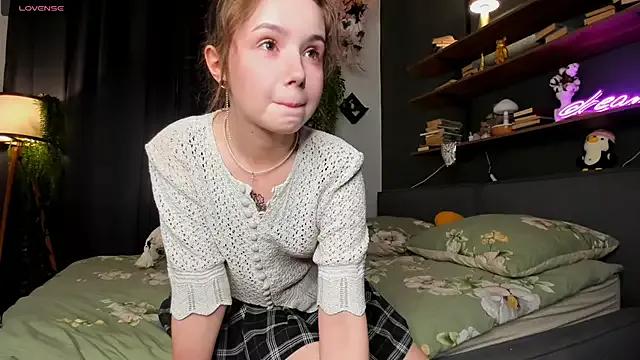 DominikaElis from StripChat is Freechat
