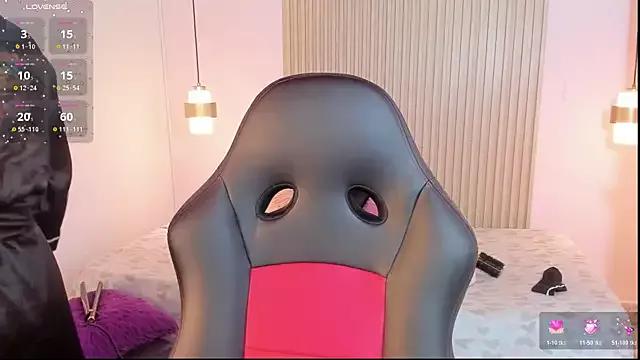 DominikEmber from StripChat is Freechat