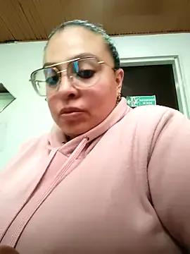 Dominique_Montenegro from StripChat is Freechat