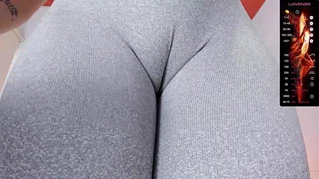 Unleash your urge for fetish cams livestreamers with our pick of steaming hot models, versed in the art of seduction and indulgence.