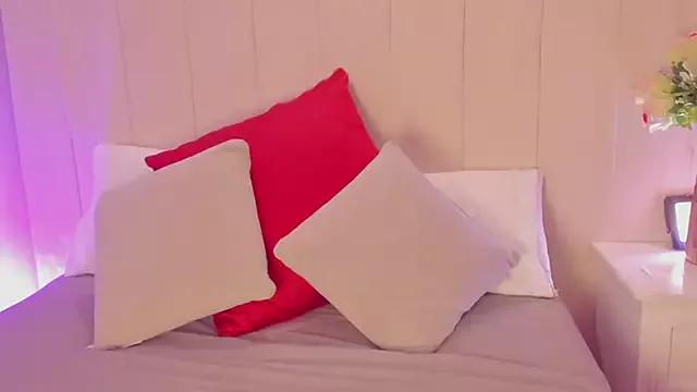 Unleash your urge for fetish cams livestreamers with our pick of steaming hot models, versed in the art of seduction and indulgence.