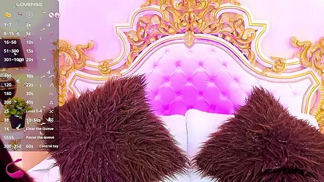 Unleash your urge for fetish cams livestreamers with our pick of steaming hot models, versed in the art of seduction and indulgence.