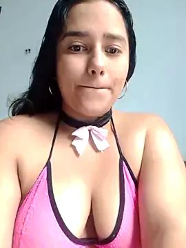 dulcewitch from StripChat is Freechat