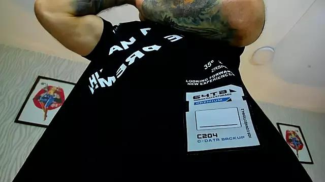 Unleash your urge for fetish cams livestreamers with our pick of steaming hot models, versed in the art of seduction and indulgence.