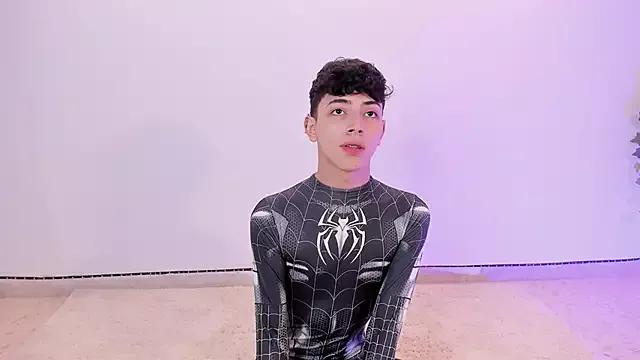 DylanRosse_ from StripChat is Freechat