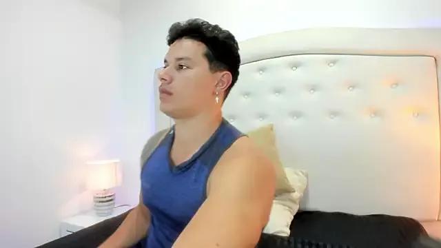 Unleash your urge for fetish cams livestreamers with our pick of steaming hot models, versed in the art of seduction and indulgence.