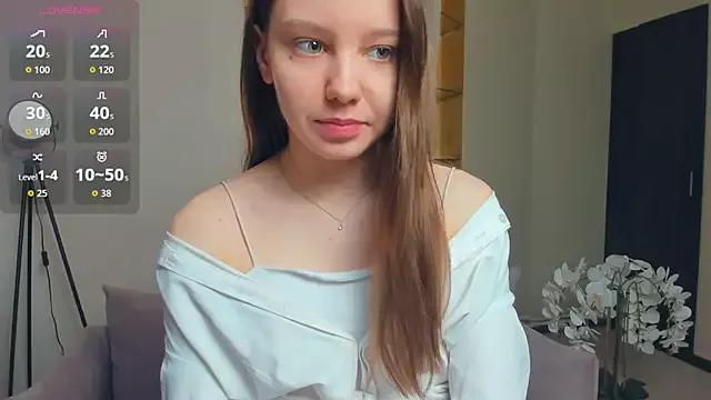 EdinaCordner from StripChat is Freechat
