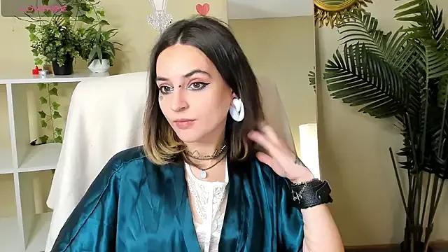 Elaine_Hard from StripChat is Freechat
