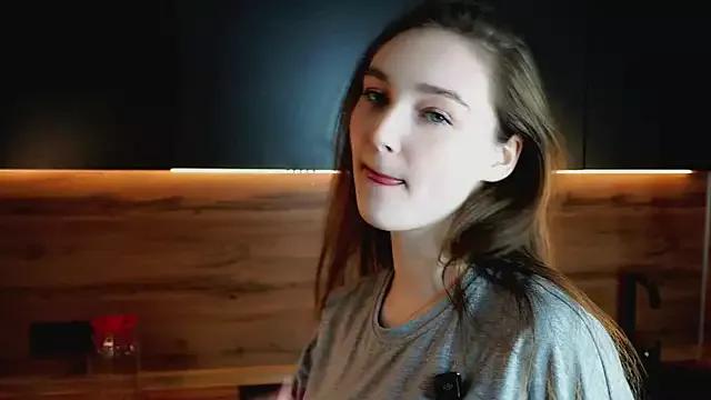 Eliravelvet from StripChat is Freechat