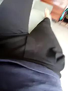elisaelisa12 from StripChat is Freechat
