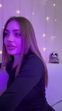 Elizabeth_Tay from StripChat is Freechat