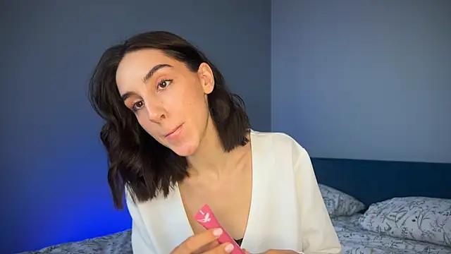 Unleash your urge for fetish cams livestreamers with our pick of steaming hot models, versed in the art of seduction and indulgence.
