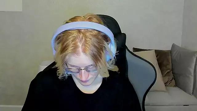 Unleash your urge for fetish cams livestreamers with our pick of steaming hot models, versed in the art of seduction and indulgence.