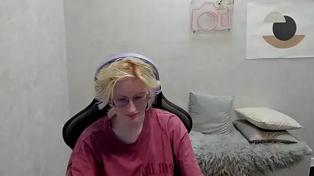 ElizabethHarpper from StripChat is Freechat