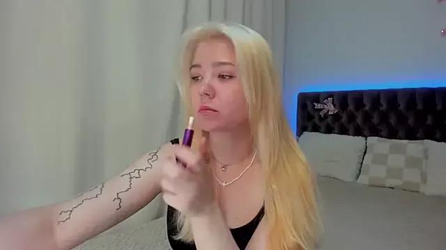 Unleash your urge for fetish cams livestreamers with our pick of steaming hot models, versed in the art of seduction and indulgence.