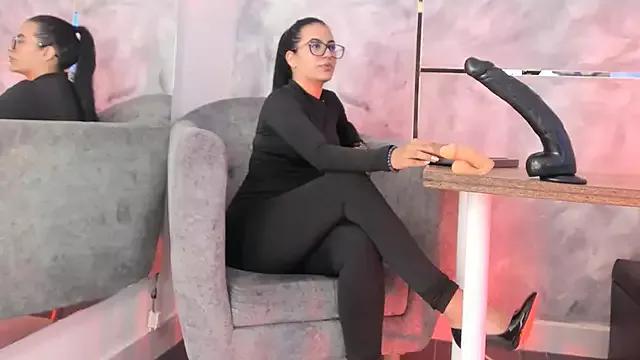 Unleash your urge for fetish cams livestreamers with our pick of steaming hot models, versed in the art of seduction and indulgence.