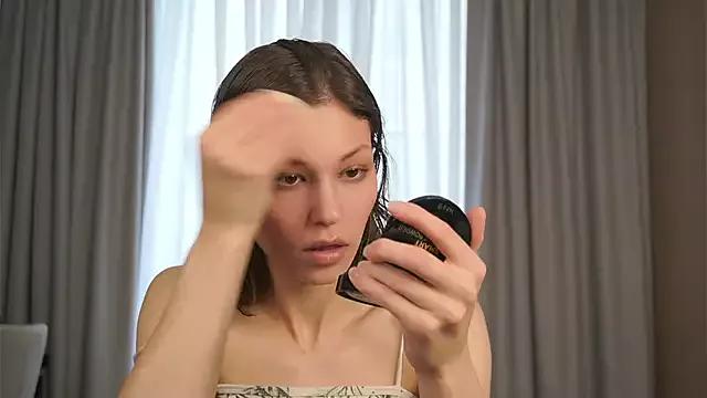 ElwynaBrickell from StripChat is Freechat