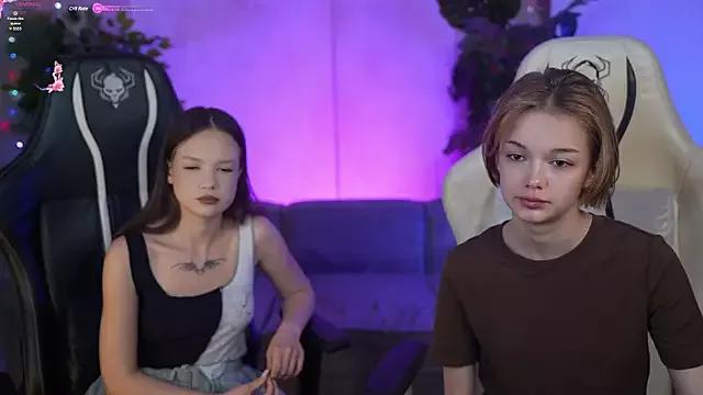 Unleash your urge for fetish cams livestreamers with our pick of steaming hot models, versed in the art of seduction and indulgence.