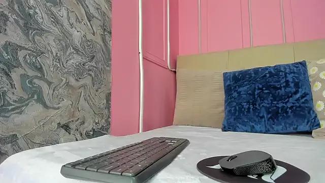 Unleash your urge for fetish cams livestreamers with our pick of steaming hot models, versed in the art of seduction and indulgence.